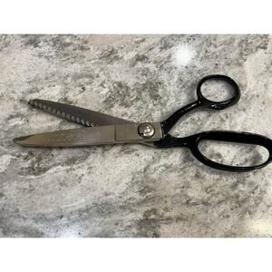 Vintage Metal Wiss Pinking Shears 8”